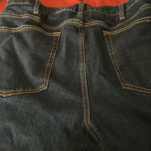 Old Navy Athletic Fit Jeans - Picture 6 of 9